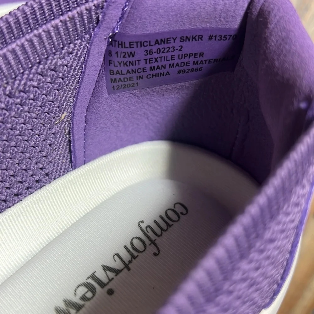 CV Sport Laney Slip On Sneaker. 8.5 W - Picture 4 of 7